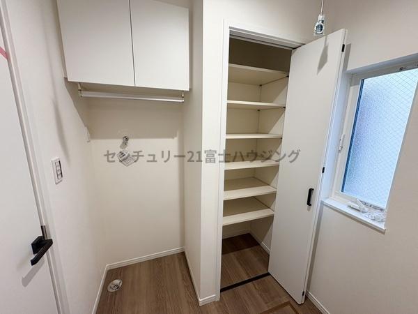 茅ヶ崎市東海岸南4丁目　新築戸建1号棟　全2棟