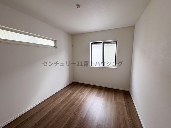 茅ヶ崎市東海岸南4丁目　新築戸建1号棟　全2棟