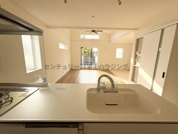 茅ヶ崎市東海岸南4丁目　新築戸建2号棟　全2棟