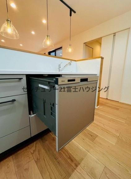 鎌倉市浄明寺4丁目　新築戸建　全1棟