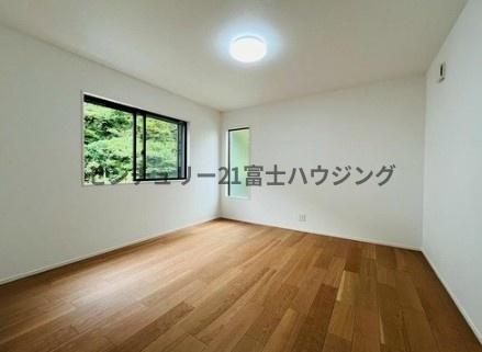 鎌倉市浄明寺4丁目　新築戸建　全1棟