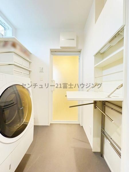 茅ヶ崎市小和田１丁目の中古一戸建て