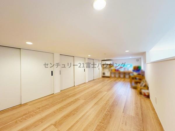 茅ヶ崎市小和田１丁目の中古一戸建て