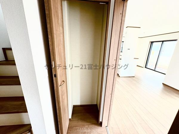 茅ヶ崎市東海岸南4丁目8981番　新築戸建A号棟　全4棟