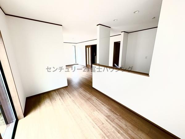 茅ヶ崎市東海岸南4丁目8981番　新築戸建A号棟　全4棟