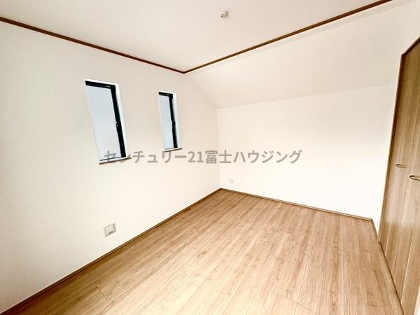 茅ヶ崎市東海岸南4丁目8981番　新築戸建C号棟　全4棟