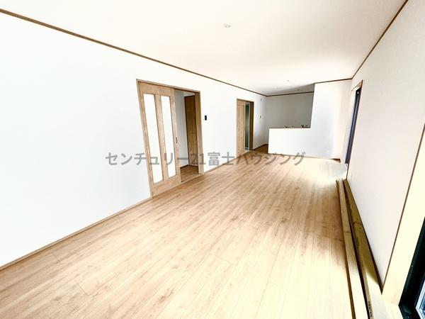 茅ヶ崎市東海岸南4丁目8981番　新築戸建C号棟　全4棟