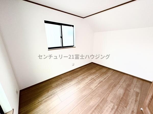 茅ヶ崎市東海岸南4丁目8981番　新築戸建D号棟　全4棟