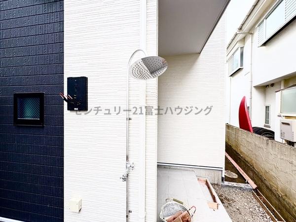茅ヶ崎市東海岸南4丁目8981番　新築戸建D号棟　全4棟