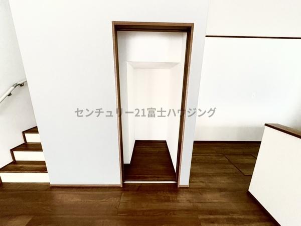 茅ヶ崎市東海岸南4丁目8981番　新築戸建D号棟　全4棟