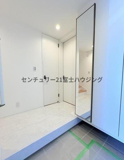 藤沢市鵠沼花沢町　新築戸建2号棟　全3棟