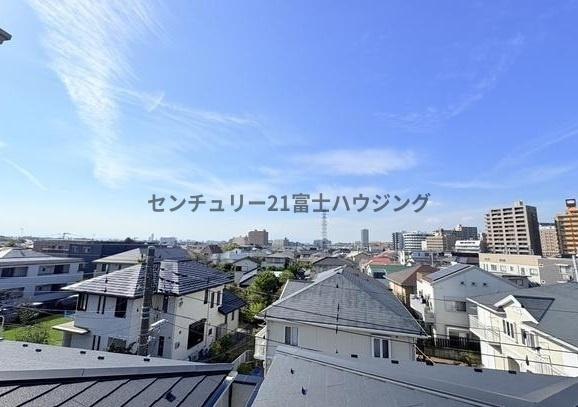藤沢市鵠沼花沢町　新築戸建2号棟　全3棟