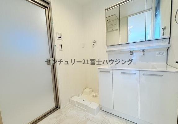 藤沢市鵠沼花沢町　新築戸建3号棟　全3棟