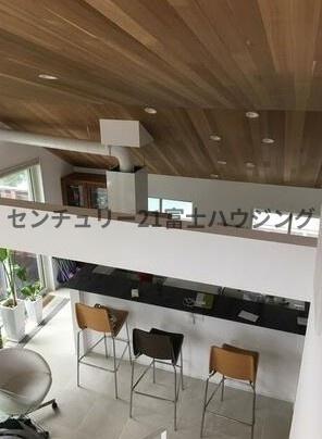 茅ヶ崎市中海岸４丁目の中古一戸建て