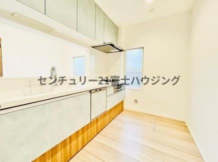 茅ヶ崎市東海岸北５丁目の中古一戸建て