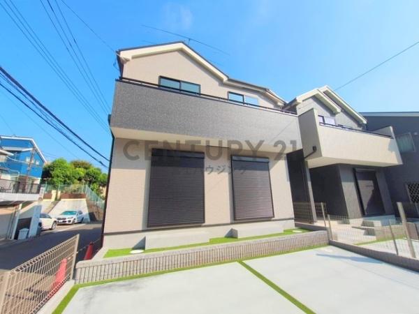 藤沢市大庭5428番　新築戸建1号棟　全2棟