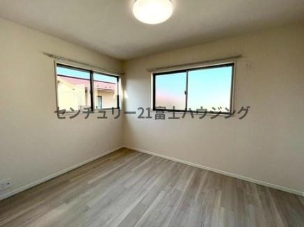 藤沢市鵠沼海岸６丁目の中古一戸建て