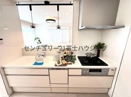 藤沢市鵠沼海岸６丁目の中古一戸建て