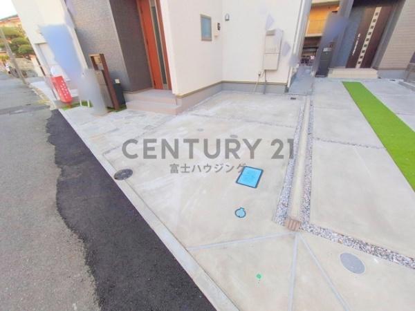 藤沢市羽鳥5丁目　新築戸建1号棟　全3棟