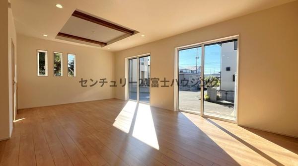 茅ヶ崎市高田3丁目　新築戸建2号棟　全2棟