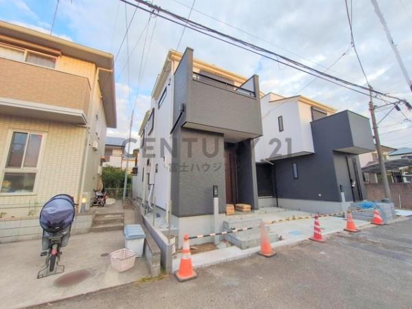 藤沢市辻堂元町5丁目1期　新築戸建1号棟　全2棟