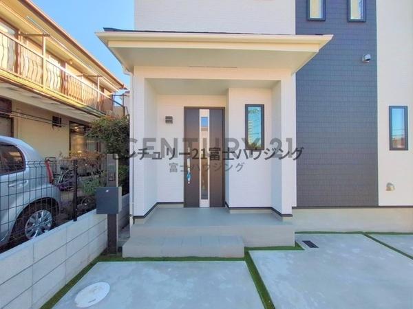 藤沢市長後2501番　新築戸建A号棟　全1棟