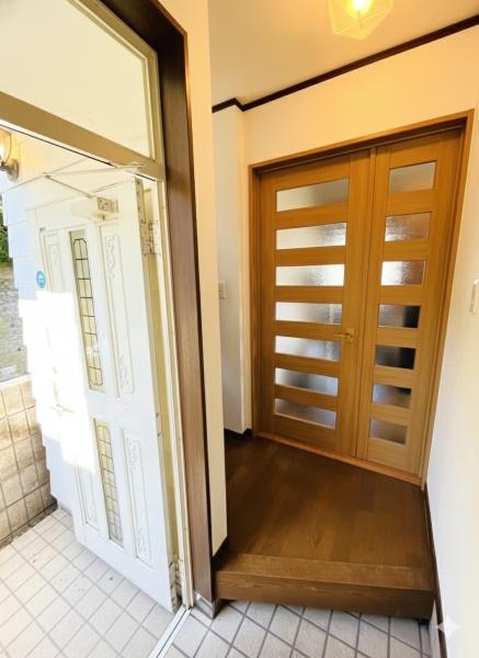 逗子市小坪６丁目の中古一戸建て