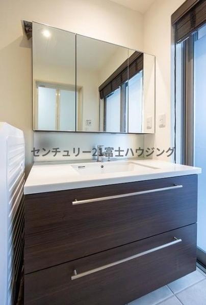 茅ヶ崎市東海岸北５丁目の中古一戸建て