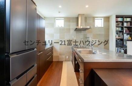 茅ヶ崎市東海岸北５丁目の中古一戸建て