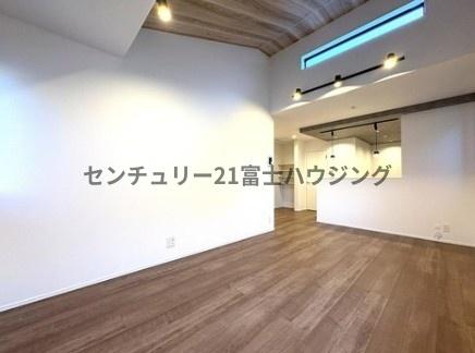 茅ヶ崎市南湖５丁目の新築一戸建