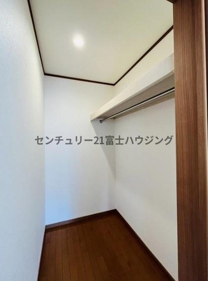 藤沢市白旗４丁目の中古一戸建て