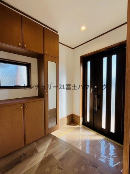 藤沢市白旗４丁目の中古一戸建て