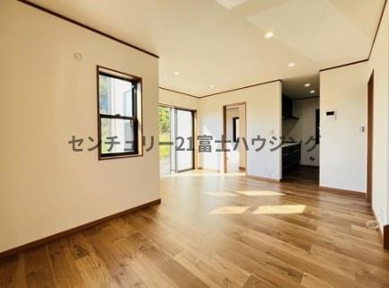 藤沢市白旗４丁目の中古一戸建て