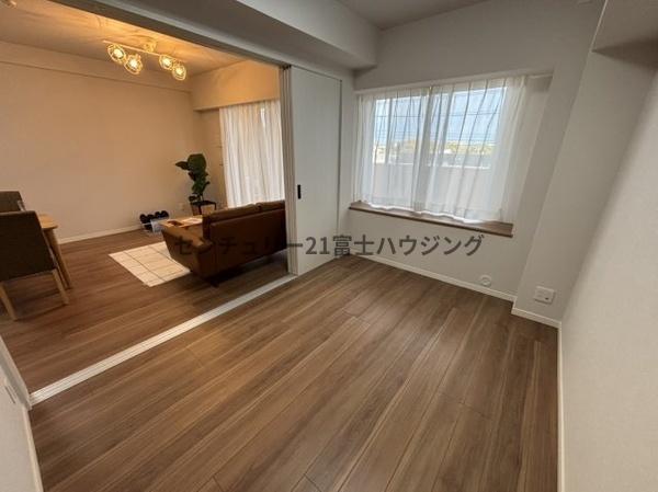 ココタウンヒルトップマリーナ