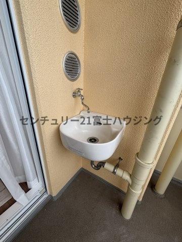 ココタウンヒルトップマリーナ