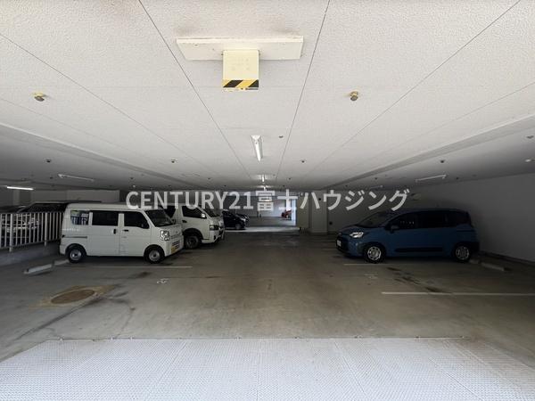 グローリア初穂鎌倉岡本