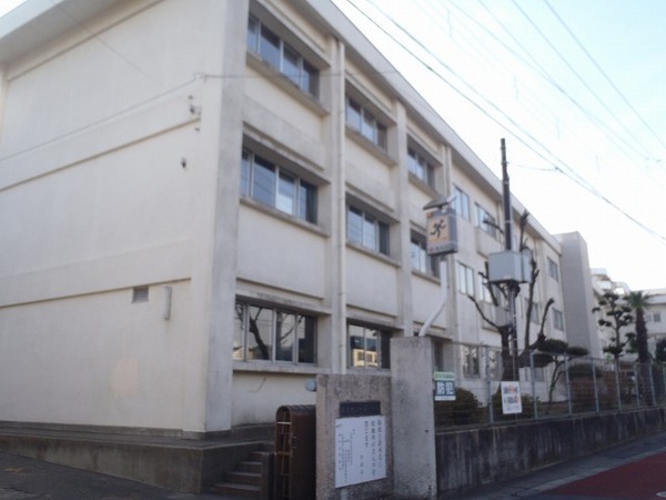 藤沢市高倉の土地(長後小学校)