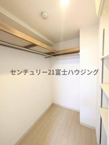 グランシティ湘南海岸マリナージュスクエア