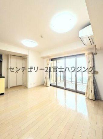 グランシティ湘南海岸マリナージュスクエア