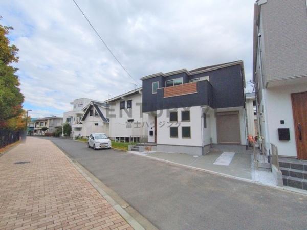 茅ヶ崎市南湖4期　新築戸建1号棟　全2棟