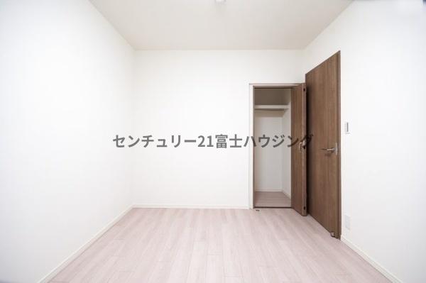 クリオ藤沢伍番館