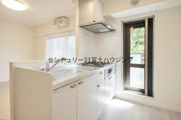 クリオ藤沢伍番館