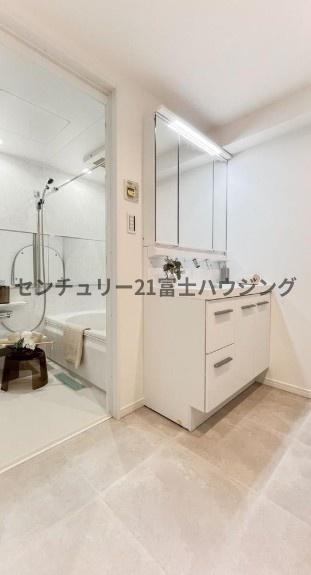 ルピナス鎌倉大船