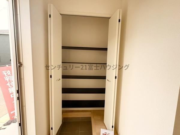 茅ヶ崎市柳島第11　新築戸建3号棟　全8棟