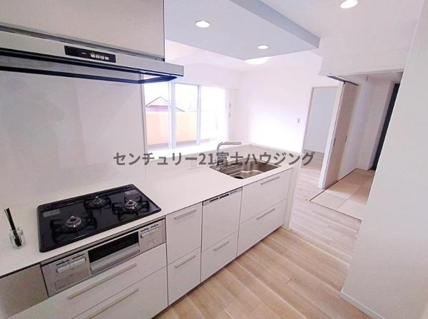 ココタウンヒルトップマリーナ