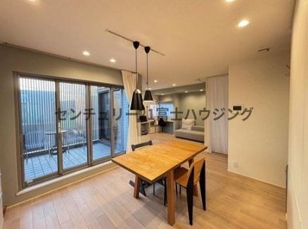 茅ヶ崎市赤羽根の中古一戸建て