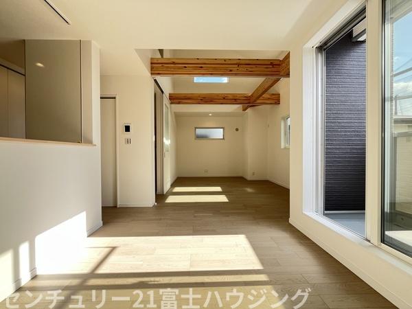 茅ヶ崎市香川5丁目　新築戸建1号棟　全11棟