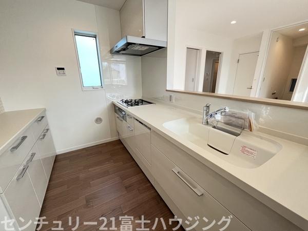 茅ヶ崎市香川5丁目　新築戸建8号棟　全11棟