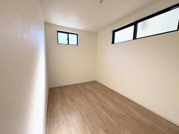 茅ヶ崎市平和町1期　新築戸建2号棟　全2棟