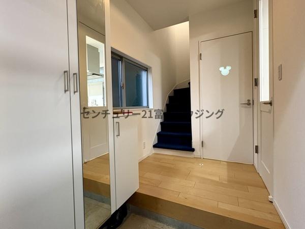 藤沢市片瀬目白山の中古一戸建て